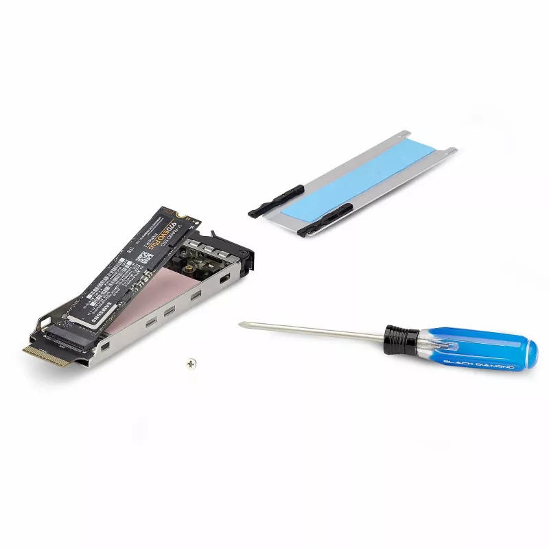 StarTech.com Δίσκος SSD M.2 NVMe για χρήση σε προϊόν επέκτασης PCIe - Δίσκος για επιπλέον hot swappable δίσκο (TR-M2-REMOVABLE-PCIE