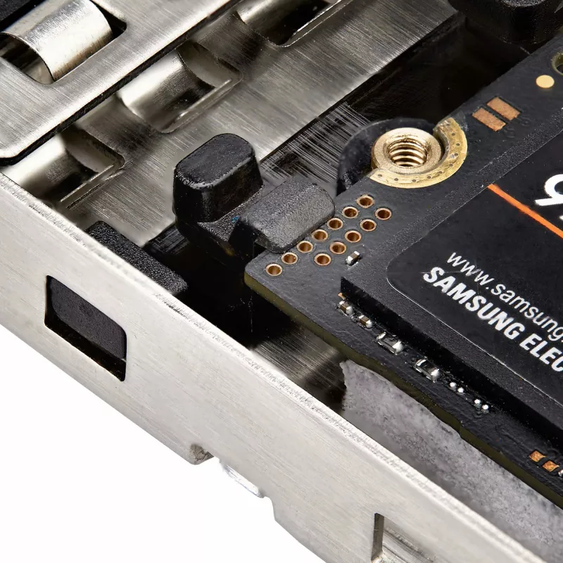 StarTech.com Δίσκος SSD M.2 NVMe για χρήση σε προϊόν επέκτασης PCIe - Δίσκος για επιπλέον hot swappable δίσκο (TR-M2-REMOVABLE-PCIE