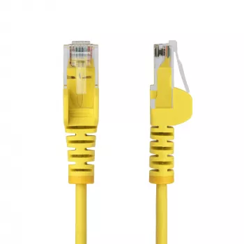 StarTech.com Καλώδιο Ethernet CAT6 λεπτό κίτρινο 2,5 m, προστασία γλωττίδας, 100 W PoE, UTP, LSZH, 28AWG καθαρός γυμνός χαλκός, λεπτό καλώδιο δικτύου RJ45 patch με ανακούφιση έλξης, ελεγμένο μεμονωμένα