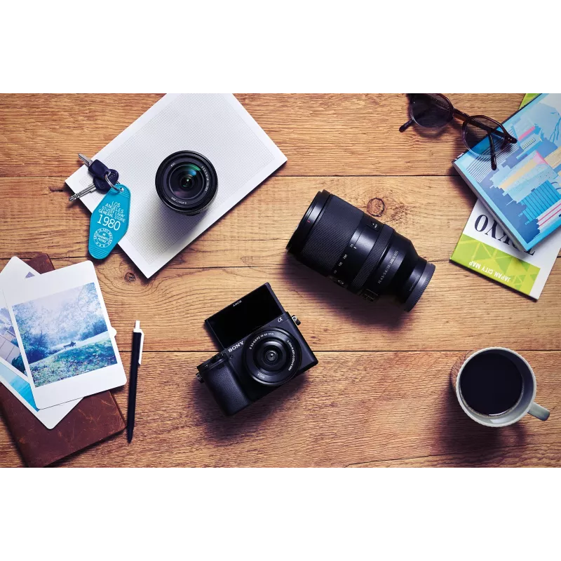Sony α 6400 + SEL18135 MILC 24,2 MP CMOS 6000 x 4000 Pixel μαύρο
