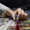 Επιτραπέζιο παιχνίδι Hasbro Gaming Cluedo Detective 8+ 45 min