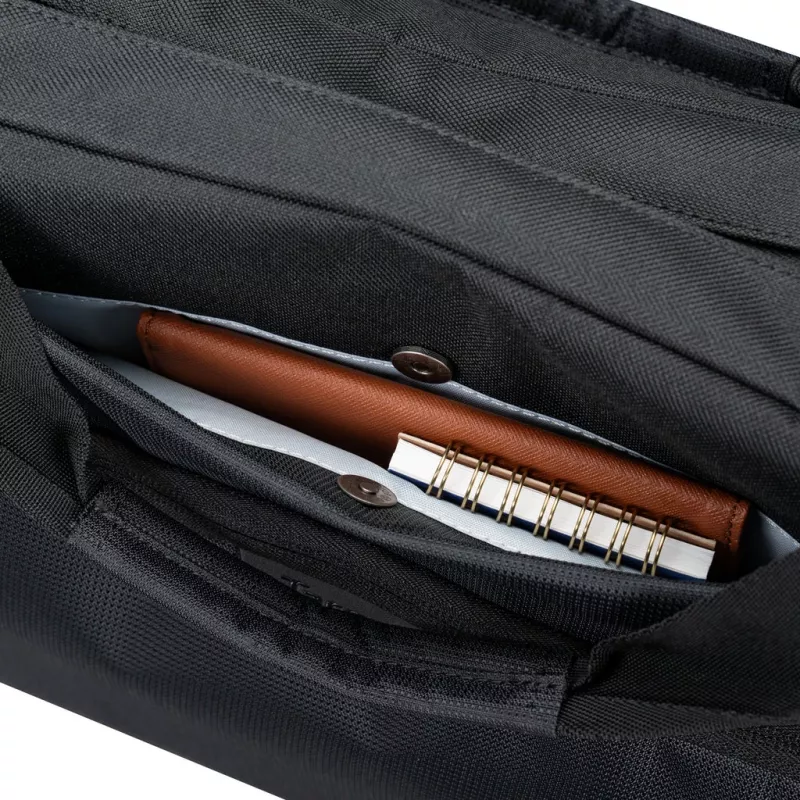 Targus EcoSmart 45,7 cm (18 ίντσες) χαρτοφύλακας μαύρο, κόκκινο
