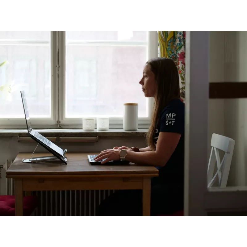 Βάση laptop Mousetrapper μαύρη/ασημί