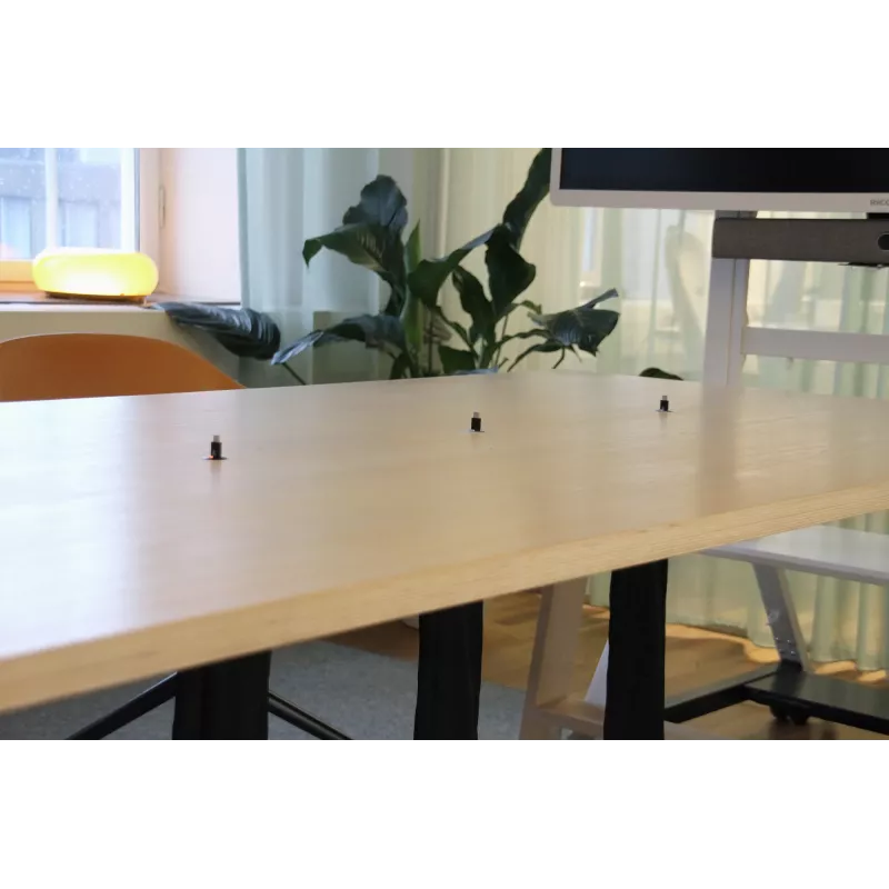 Pull Out LED Socket Ochno O-POS-LED-AL-1 — αναδιπλούμενη πρίζα LED από αλουμίνιο