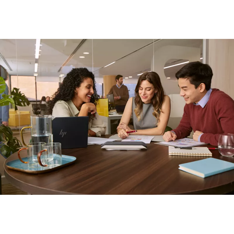 HP Poly Sync 40+ Πιστοποιημένο για Microsoft Teams USB-A USB-C Speakerphone +BT700 USB-A Adapter