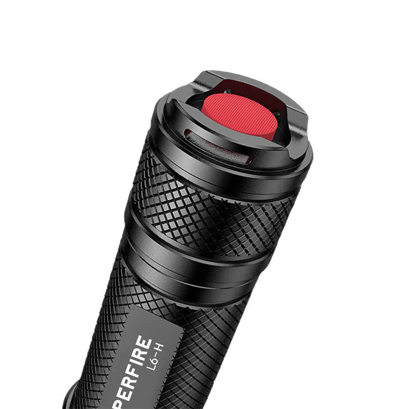 Φακός Superfire L6-H — εύχρηστος φακός LED 900 lm, 15 W
