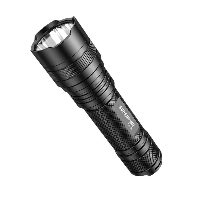 Φακός Superfire L6-H — εύχρηστος φακός LED 900 lm, 15 W