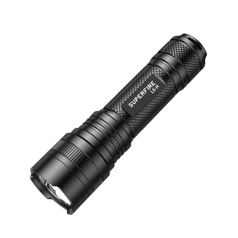 Φακός Superfire L6-H — εύχρηστος φακός LED 900 lm, 15 W