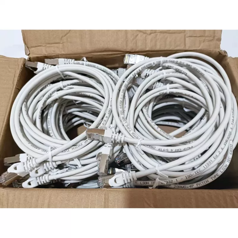 Equip 635510 Σετ καλωδίων patch Cat.6 S/FTP LSZH, RJ-45, 1 m, λευκό, 40 τεμ.