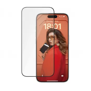 PanzerGlass ® Ceramic Screen Protector iPhone 15 Pro | Ultra-Wide Fit με EasyAligner