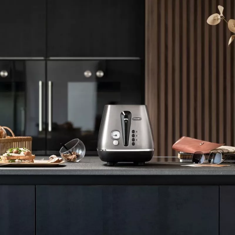 De’Longhi CTIN2103.TB φρυγανιέρα 2 φέτες 900 W μαύρη