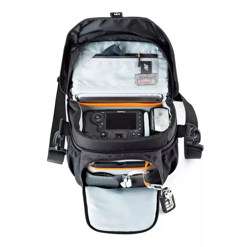 Τσάντα ώμου Lowepro Nova 170 AW II