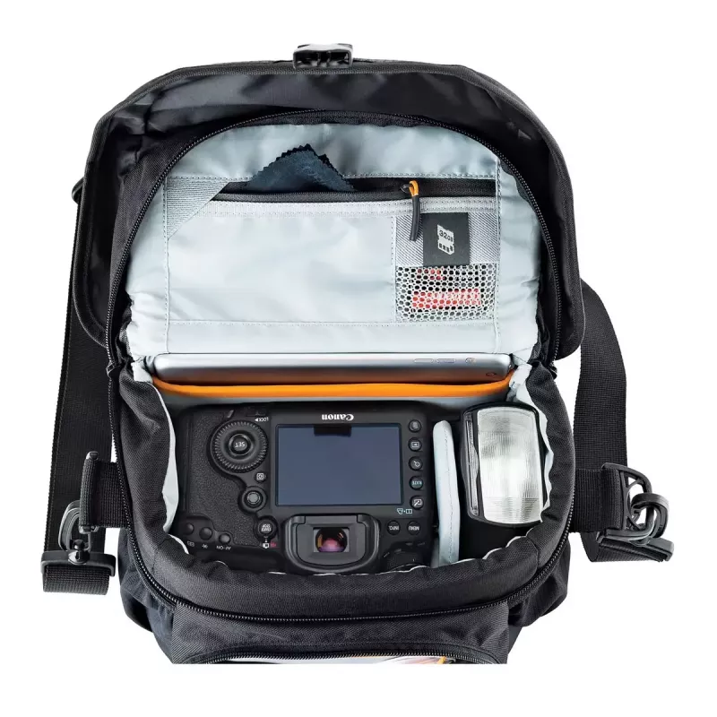 Τσάντα ώμου Lowepro Nova 170 AW II