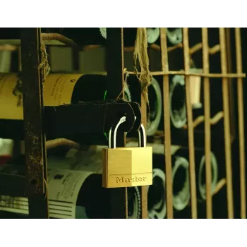 Λουκέτο MASTER LOCK 40mm συμπαγές ορειχάλκινο σώμα κλειδαριά με κλειδί ίδιο κλειδί