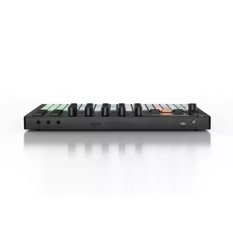 Groovebox Polyend Play - Hardware-Groovebox από Polyend, compact standalone sequencer και sampler