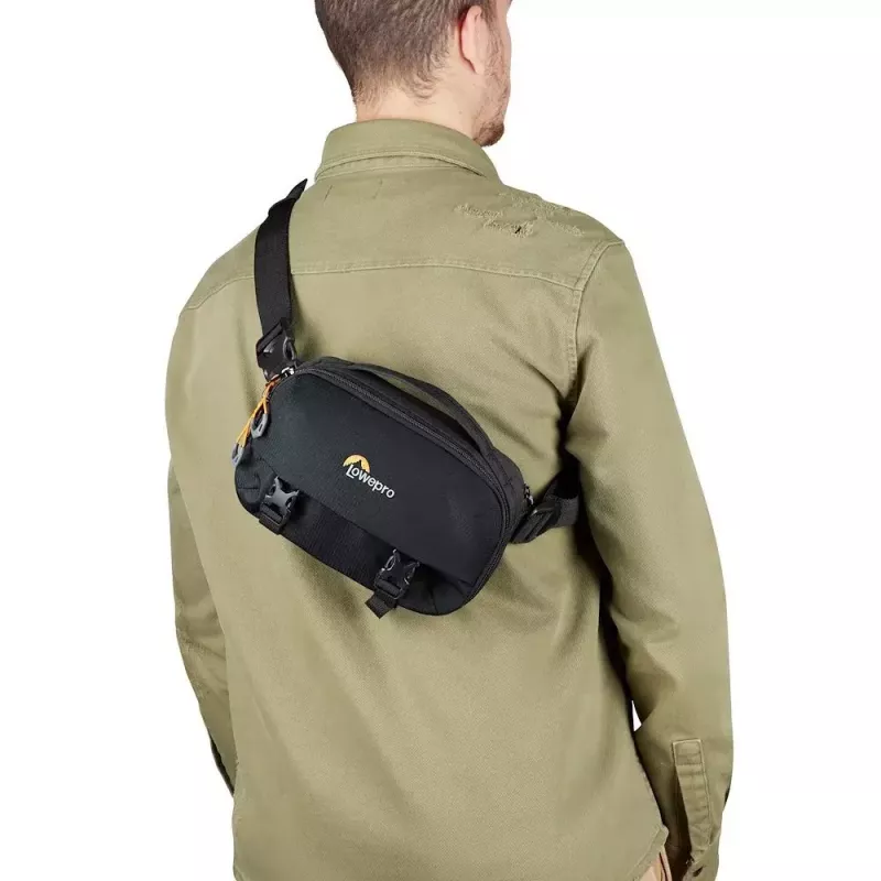 Τσάντα sling Lowepro Trekker Lite HP 100 μαύρο λουρί ώμου