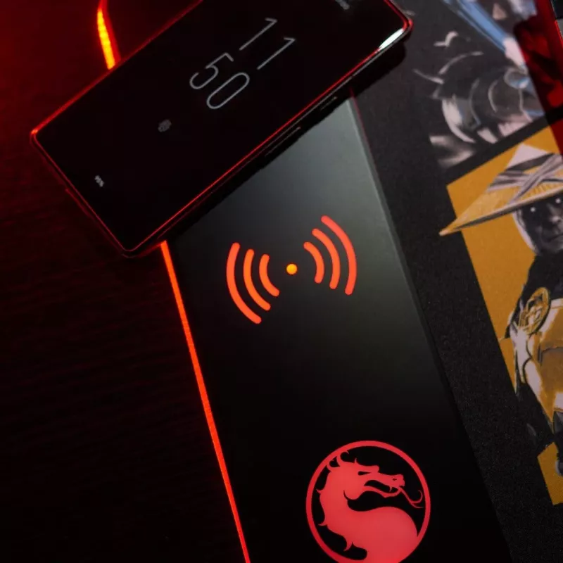 Numskull Mousepad Mortal Kombat + ασύρματη φόρτιση 30x80cm