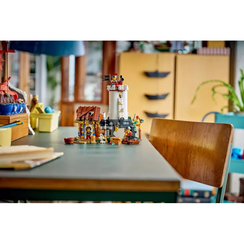 LEGO Creator 3-in-1 31387 Εμβληματικό πειρατικό πλοίο (1074 τεμ.)