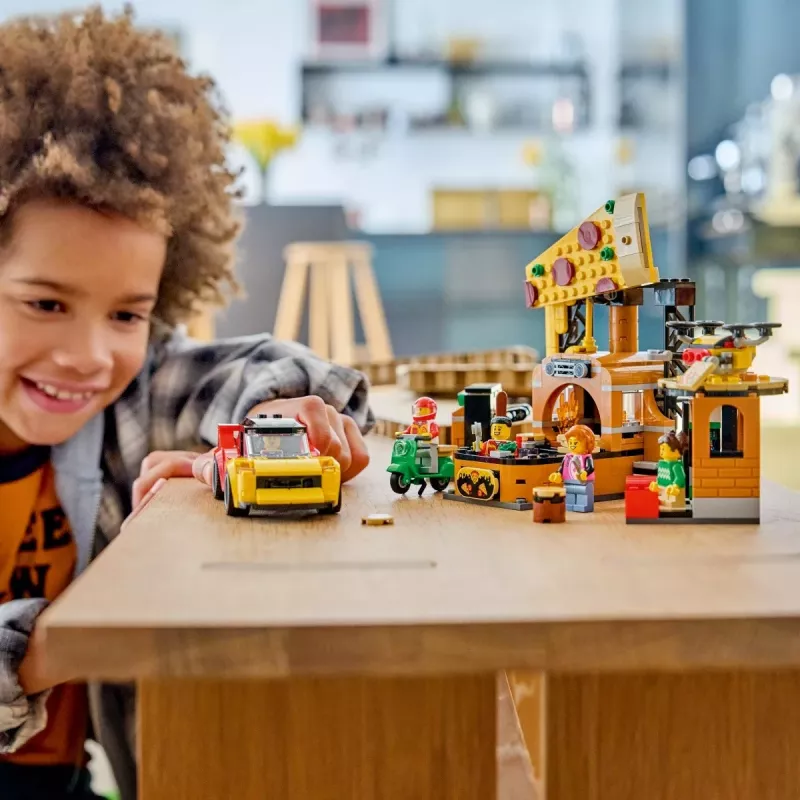 LEGO City 60496 Υπηρεσία παράδοσης πίτσας με οχήματα (494 τεμ.)