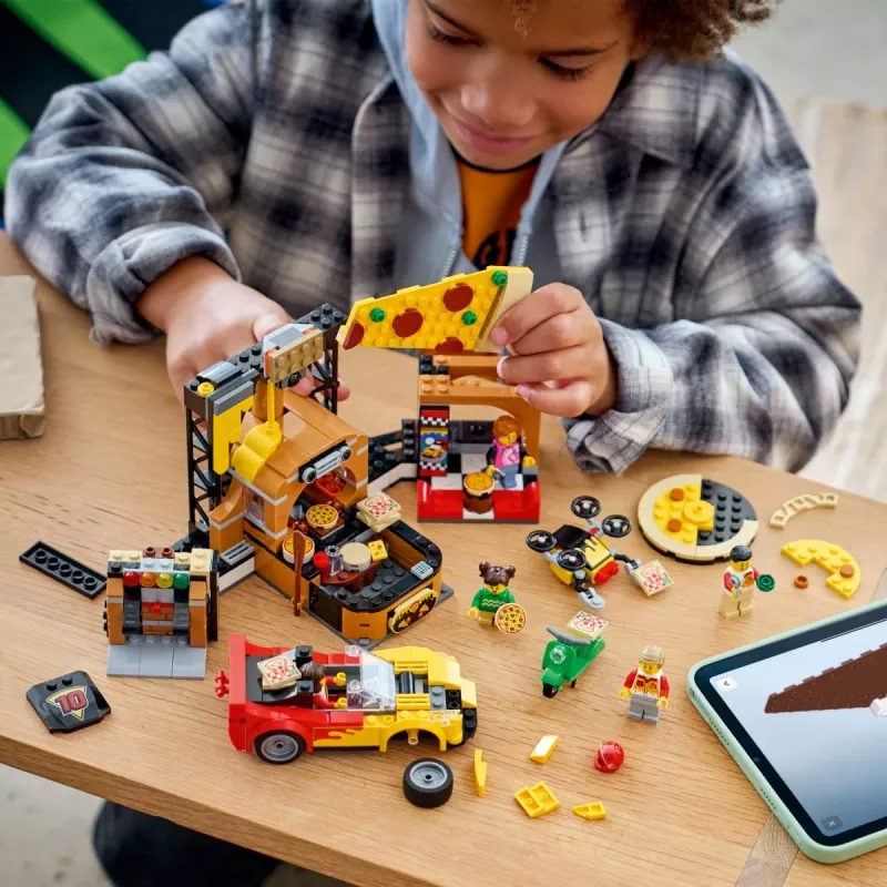 LEGO City 60496 Υπηρεσία παράδοσης πίτσας με οχήματα (494 τεμ.)