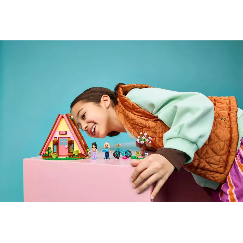 LEGO Friends 42682 Ξύλινη καλύβα glamping στη φύση (295 τεμ.)