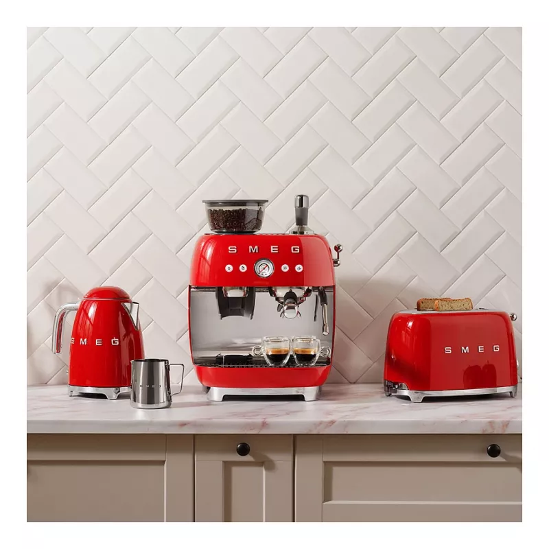 Smeg 50's Style Πλήρως Αυτόματη Μηχανή Καφέ EGF03RDEU Κόκκινο