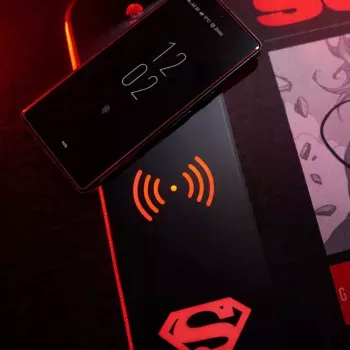 Numskull Mousepad DC Comics Superman Ασύρματη φόρτιση 30x80cm