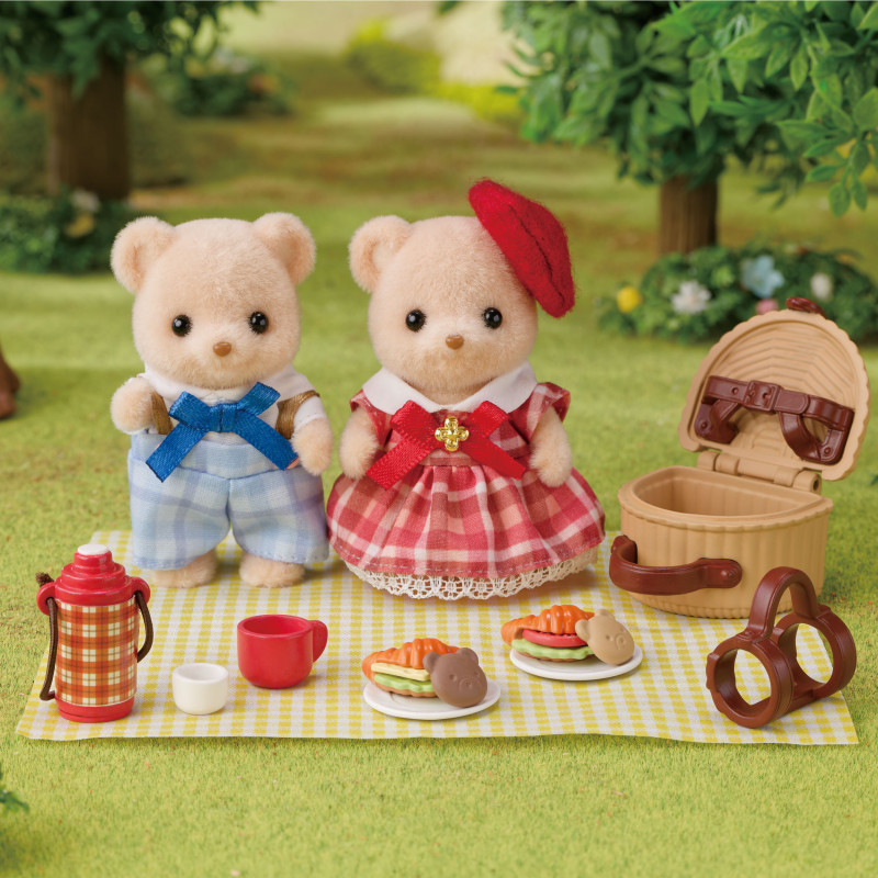 EPOCH Sylvanian Families Biscuit Bear Αδέλφια Σετ Παιχνιδιού Πικνίκ