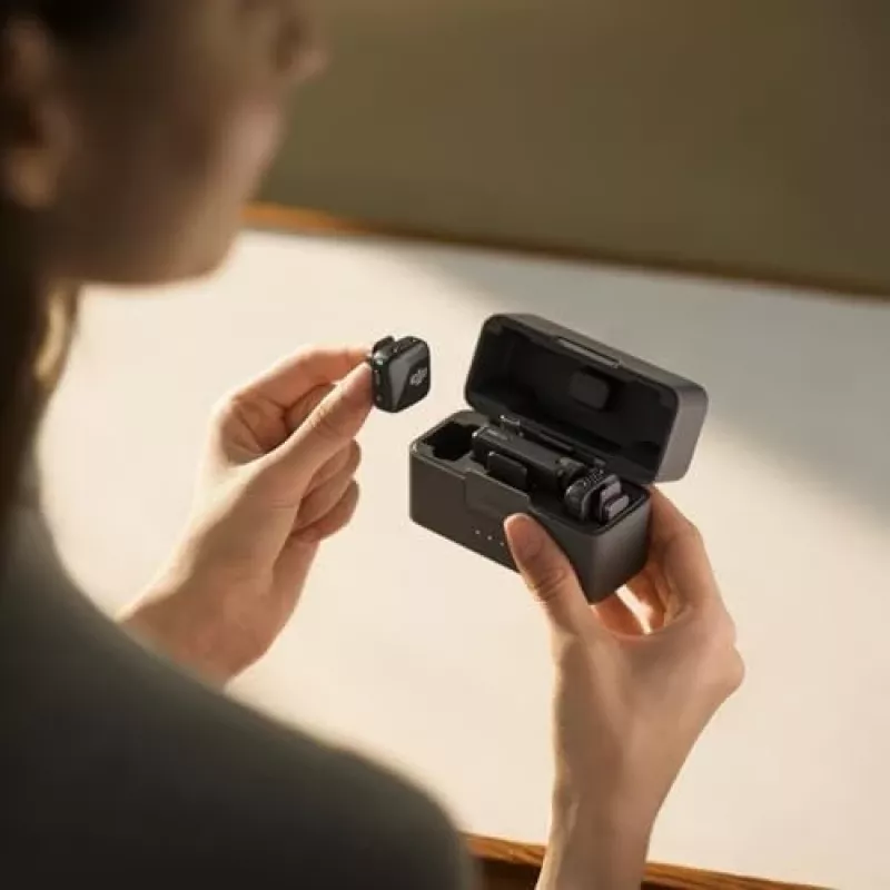 DJI Mic Mini (2 TX + 1 RX + Θήκη φόρτισης) Ασύρματο κιτ μικροφώνου - σκούρο γκρι