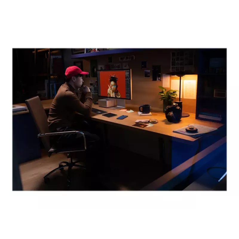 Apple Studio Display 27 ιντσών 5K Nano-Texture Γυαλί Κεκλιμένη βάση Ασημί