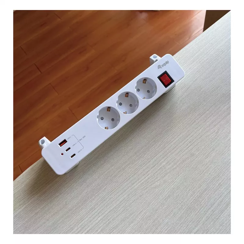 Equip πολύπριζο CEE 7/7 90° σε 3x Schuko / 2x USB-C + USB-A, λευκό, 1,5m