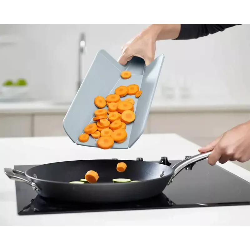 Joseph Joseph Chop2Pot Plus 2 τεμ. μπλε σετ ξύλων κοπής
