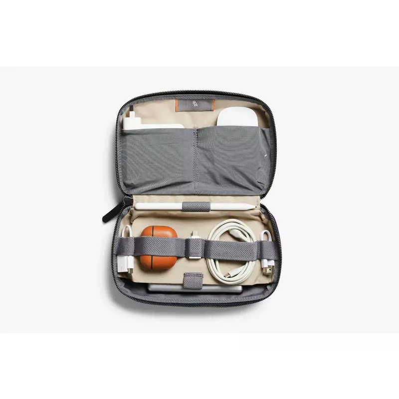Bellroy Tech Kit - Οργανωτής για αξεσουάρ κινητών (Μπλε ναυτικό)