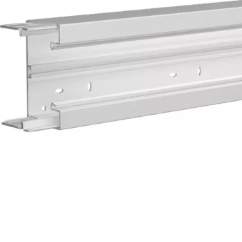 Hager BRH6513019016 Κάτω τμήμα καναλιού ποδιάς 65x130mm Verkehrsweiß