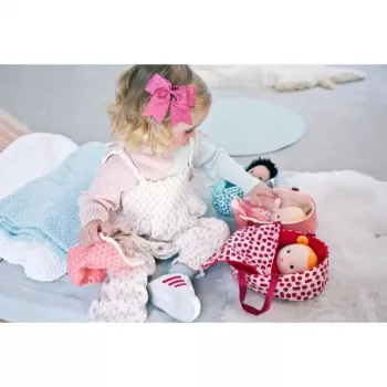 Lilliputiens Anais the Fox μαλακή κούκλα παιχνιδιού με καλάθι, ρούχα και κουβέρτα