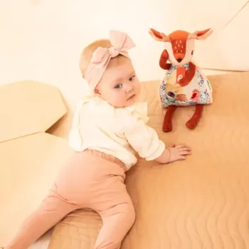 Lilliputiens Παιχνίδι Δραστηριοτήτων με Καθρέφτη Peek-a-boo Stella the Fawn 6m+