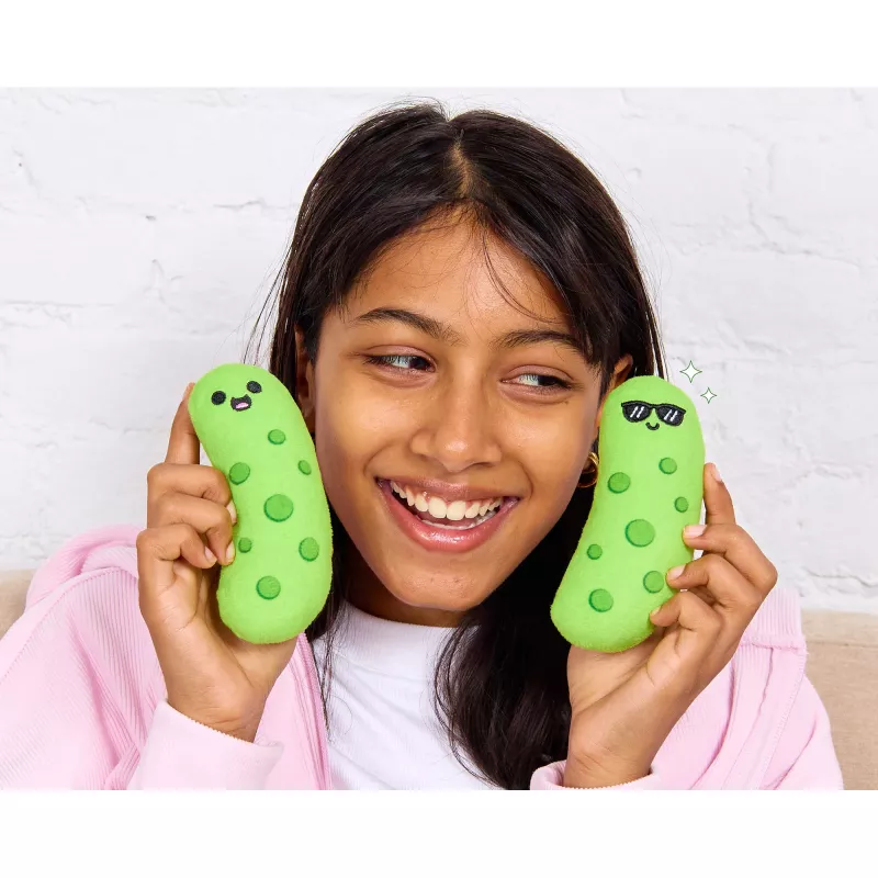 Just Play Emotional Support Pickles Λούτρινο