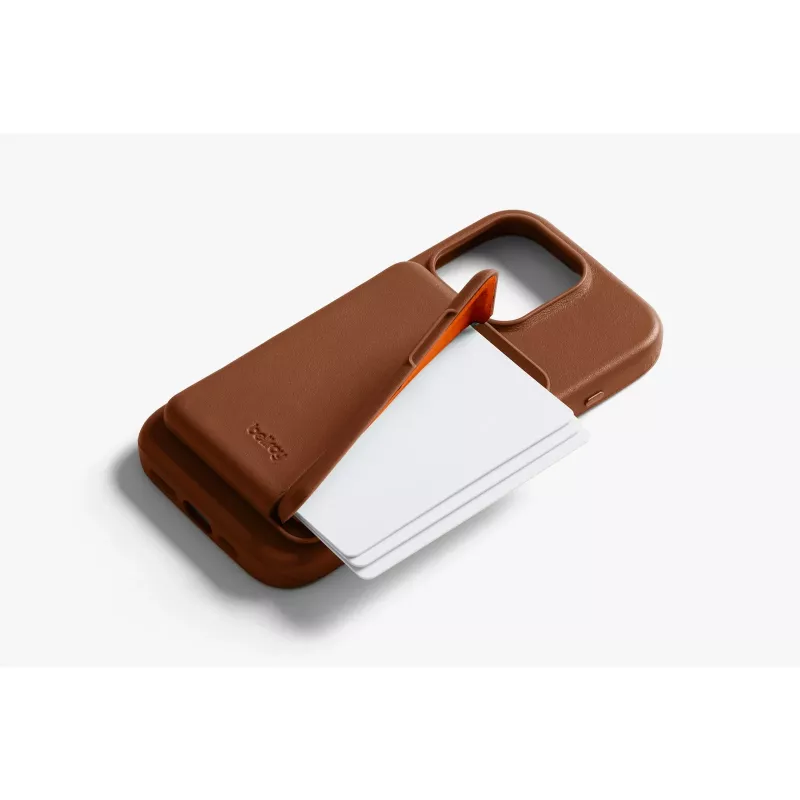 Θήκη δερμάτινη Bellroy με μαγνητικό πορτοφόλι για iPhone 16 Pro, καφέ