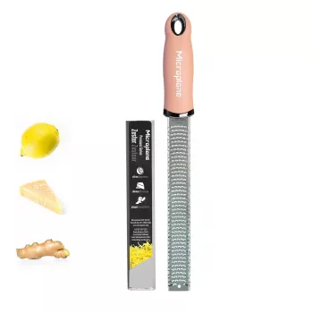 Microplane Premium Classic τρίφτης μοβ (Mauve) – λεπτός τρίφτης, λεπίδα ανοξείδωτου χάλυβα, εργονομική λαβή, πλυντήριο πιάτων, με προστατευτικό κάλυμμα