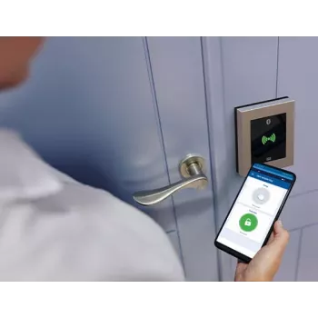 2N Access Unit 2.0 Αναγνώστης Bluetooth & RFID, Μαύρο