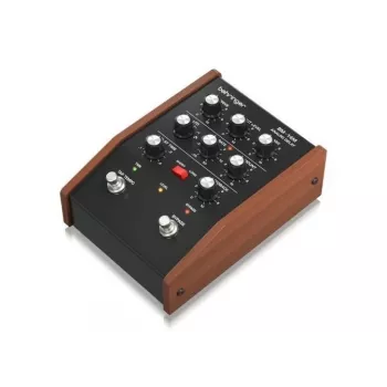 Behringer BM-14M Αναλογικό πετάλι εφέ delay κιθάρας