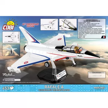 COBI Armed Forces Dassault Rafale C Μαχητικό αεροσκάφος σετ κατασκευής - 441 τεμάχια, κλίμακα 1:48, με φιγούρα πιλότου και βάση έκθεσης