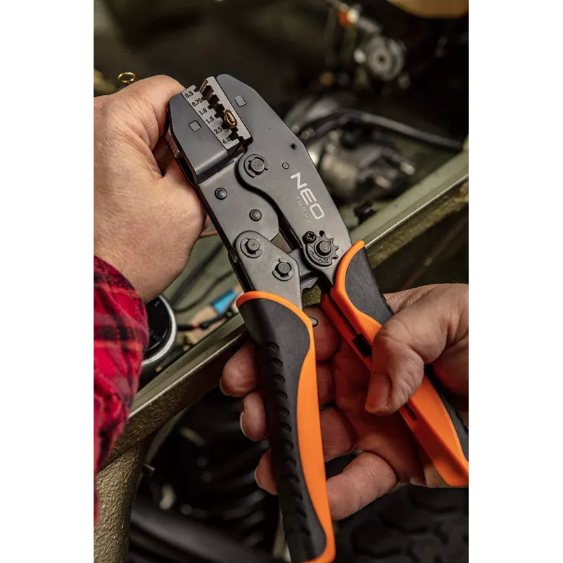 NEO TOOLS Πένσα πρέσας ακροδεκτών 0,5-16 mm² (22-6 AWG)