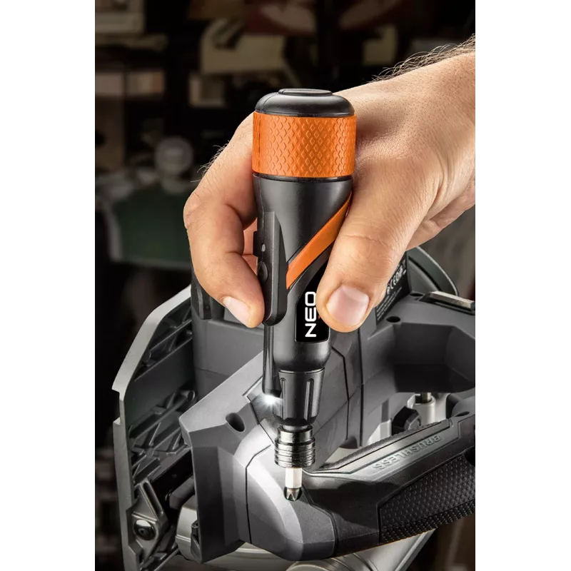 NEO TOOLS 04-200 Κατσαβίδι μπαταρίας USB-C 3,6 V με 10 μύτες και πλαστική βαλίτσα