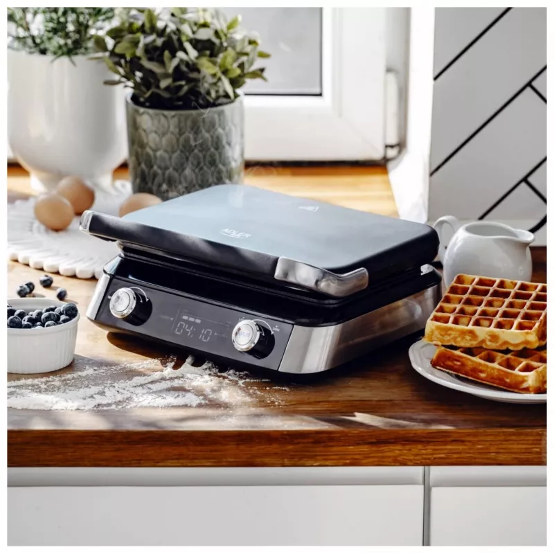 Adler AD 3084 βάφλα, 2400 W, μαύρο/ασημί