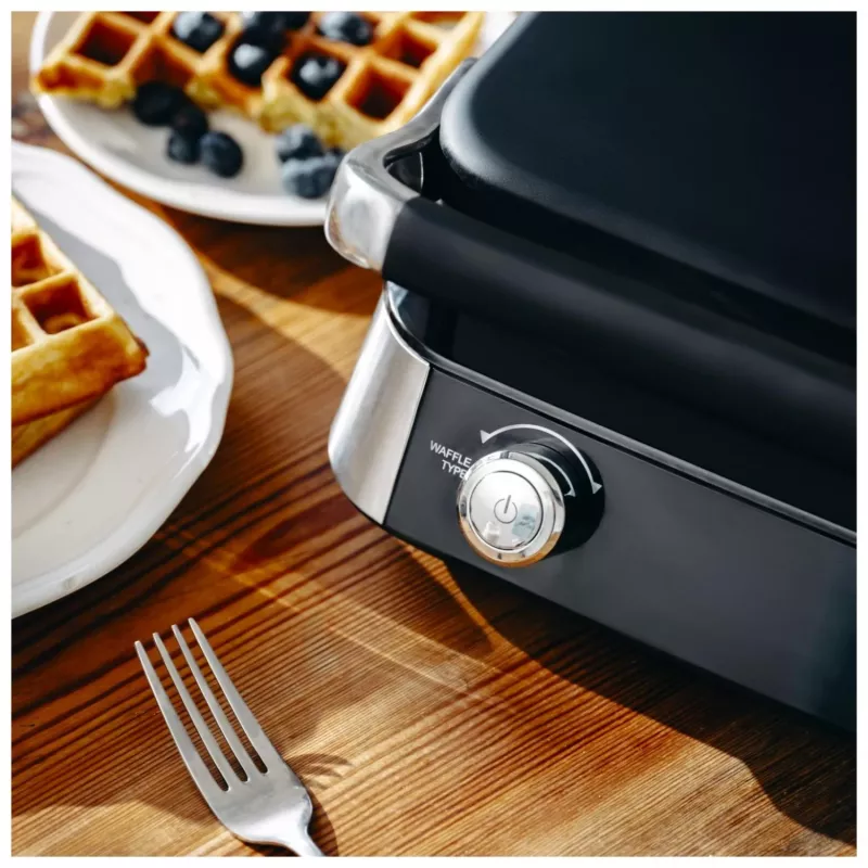 Adler AD 3084 βάφλα, 2400 W, μαύρο/ασημί
