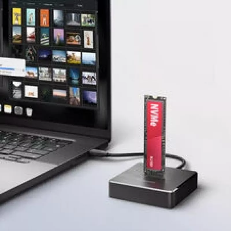 AXAGON ADSA-M2C11 USB-C 10Gbps σταθμός σύνδεσης για ένα M.2-NVMe ή SATA-SSD