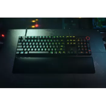 Ενσύρματο οπτικό gaming πληκτρολόγιο Razer Huntsman V2, διακόπτες Linear Red, διάταξη Nordic, RGB, μαύρο (RZ03-03930600-R3N1)