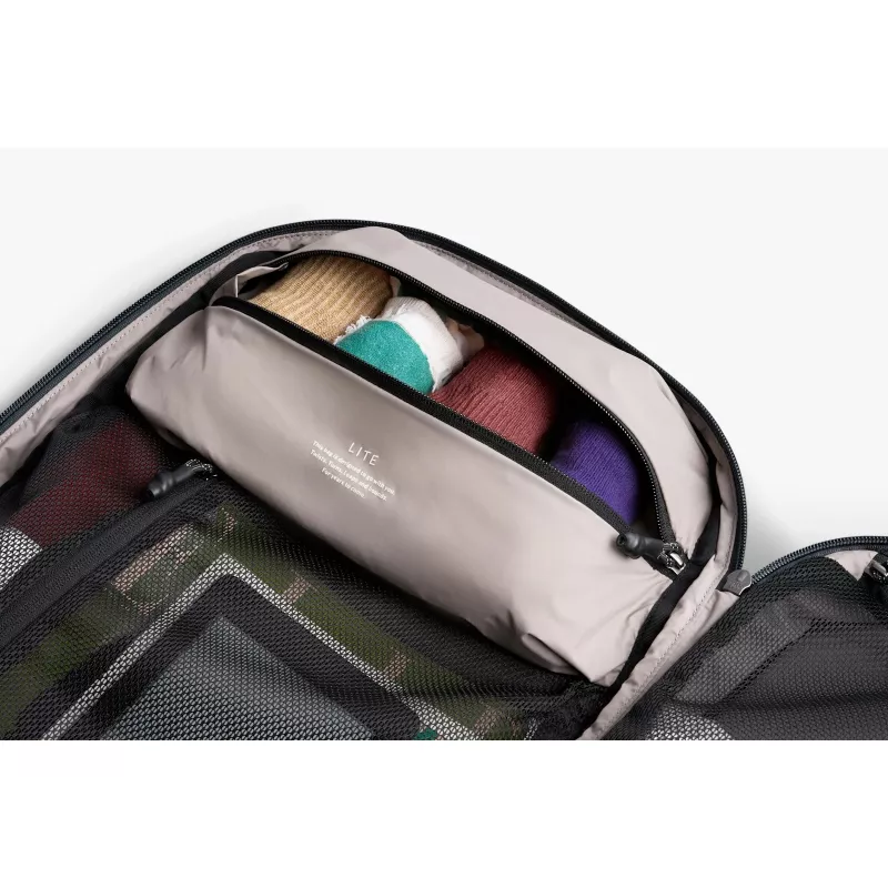 Bellroy Lite Travel Pack 30L μαύρο σακίδιο laptop
