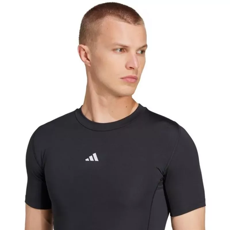 Ανδρικό adidas Techfit κοντομάνικο T-Shirt μαύρο JP4674 S